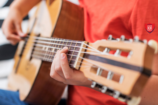 , Nauka gry na gitarze